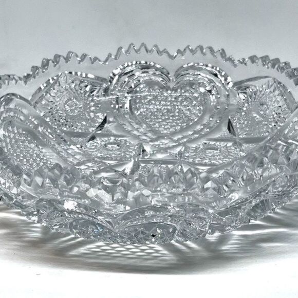 Antique Imperial Glass Nucut Hearts Sawtooth Edge Bowl 1920’s 8.5”‎ x 2.5 - Picture 7 of 7